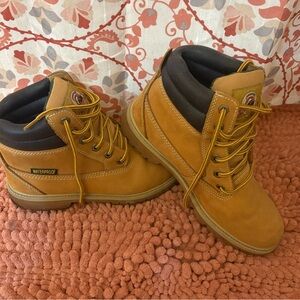 Brahma Tan and Black Men's Boots